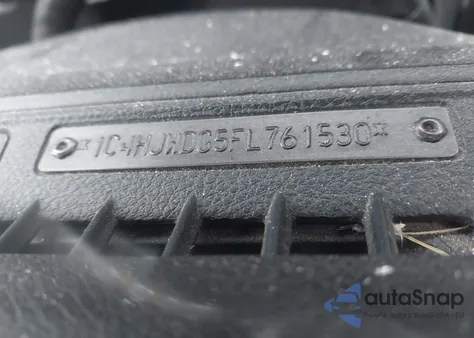 2015 Jeep Wrangler Unlimited Sport z USA, uszkodzony, nr VIN 1C4HJWDG5FL761530